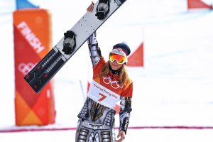 Снежная королева Чешка Ледецка победила сразу в двух видах спорта