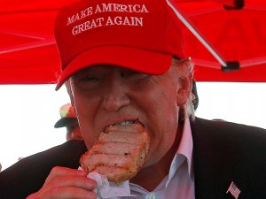 Трамп отказался от бургеров по настоянию врача
