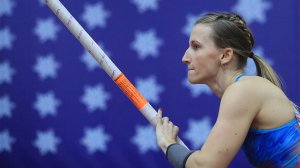 Россиянка Сидорова завоевала серебро зимнего ЧМ в прыжках с шестом