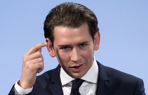 [Торговая война] Канцлер Австрии назвал идиотизмом планы США ввести пошлины на сталь и алюминий и потребовал от ЕС принять жесткие контрмеры против планов президента Трампа