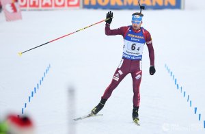 Российский биатлонист Антон Шипулин выиграл спринт на этапе Кубка мира в Финляндии