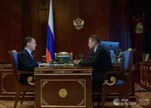 [«Улита едет, когда-то будет»*] Процесс расторжения контрактов «Газпрома» и «Нафтогаза» займет до двух лет. Миллер назвал выгоду от неторопливого разрыва этих контрактов