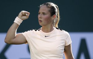 Дарья Касаткина обыграла вторую ракетку мира Возняцки и вышла в 1/4 финала на турнире WTA в Индиан-Уэллсе