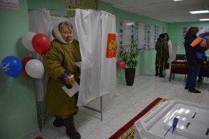 Ямальский тундровик преодолел более трехсот километров на снегоходе, чтоб проголосовать за президента