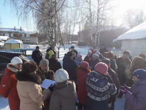 Жители Затона замерзают в квартирах и платят за отопление по 7 тысяч в месяц