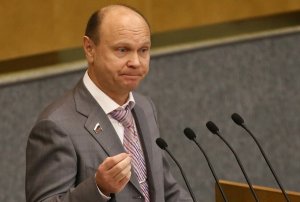 Госдума отклонила законопроект о восстановлении госконтроля над Центробанком