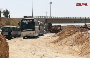 Восточную Гуту покинули почти 5 тыс. боевиков "Ахрар аш-Шам" и членов их семей