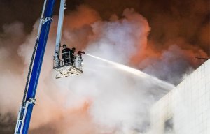 Количество погибших при пожаре в Кемерове увеличилось до семи
