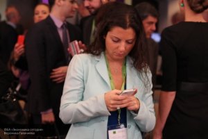 Симоньян о новой сакральной жертве Запада: Родченкову надо валить из США...