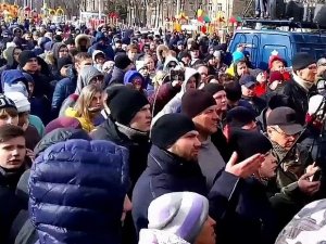 Кемеровчане составили свой список из 85 пропавших в ТЦ «Зимняя вишня»