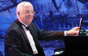 Раймонд Паулс рассказал, чем уход "Новой волны" в Сочи обернулся для Латвии