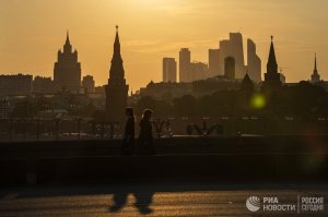 [«Одиночество полукровки»] Сурков предсказал России века «геополитического одиночества», но «будет интересно и звезды будут»