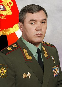 Военная дипломатия: генерал Герасимов встретится с главкомом НАТО
