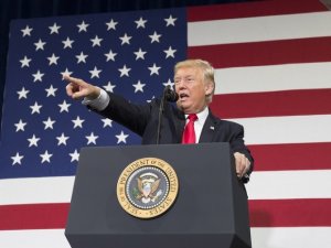 Дональда Трампа лишили звания почетного казака в Петербурге [игры ряженых]