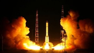 Спутниковый оператор OneWeb намерен заказать у России 11 ракет-носителей "Протон" новой модификации для запуска своих космических аппаратов