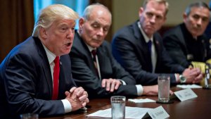 The Onion, США: «Просто скажите, кого убить» — американский генерал не выдержал бессвязного ответа Трампа по Сирии