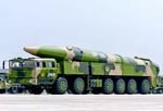В Китае приняли на вооружение новую баллистическую ракету средней дальности
