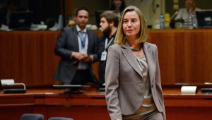 ЕС хочет усилить поддержку гражданскому обществу в России, заявила Могерини