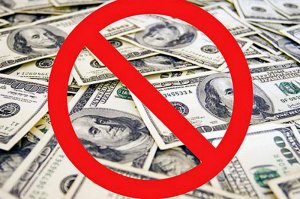 Иран отказался от использования доллара при международных расчетах