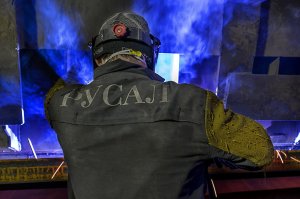 Санкционный мастер-класс от США: целились в Россию, а попали в Лондон