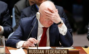 Истерия и русофобия Запада: прыжок в кроличью нору