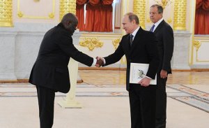 Российские солдаты и наемники прибывают в Банги