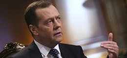 Медведев анонсировал план повышения пенсионного возраста