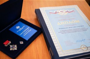Шестиклассницу из Приморья наградили за спасение четырехлетнего мальчика