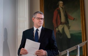 Глава MI5 решил предупредить Россию о будущей изоляции