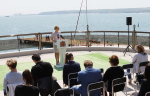 Крымский мост может помешать планам Госдепа перебросить шестой флот США к берегам Белоруссии - Захарова