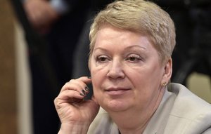 Васильева планирует сделать российские школы сильнейшими в мире