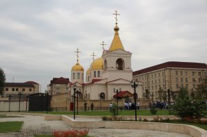 В Грозном при нападении боевиков на церковь погибли три человека