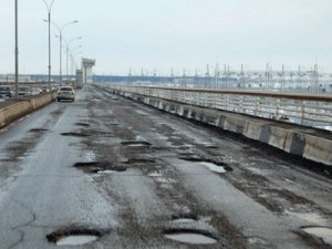 Правительство нашло способ отремонтировать 17 000 км региональных дорог