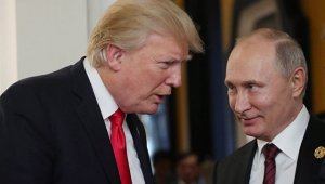 Трамп обожает Путина, заявил Сноуден