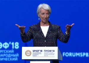 Американская журналистка возмутилась "гендерным неравенством" на ПМЭФ