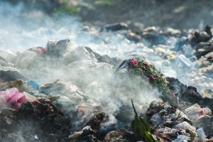 Почему под поверхностью свалок полыхают многолетние пожары
