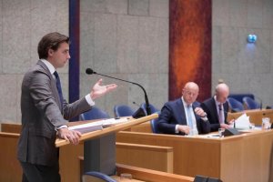 СМИ: голландские партии призвали расследовать роль Украины в крушении MH17