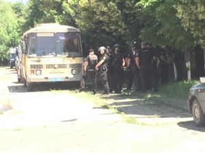 (бунт) В поселок под Одессой ввели Нацгвардию