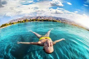 Названы лучшие курорты СНГ для летнего отдыха