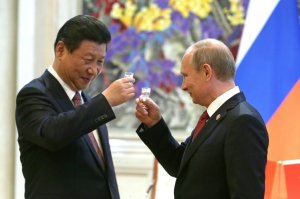 Путин подарил Си Цзиньпину русскую баню из сибирского кедра