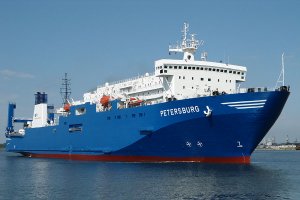 Российский грузовой паром Petersburg арестован в Таллине 