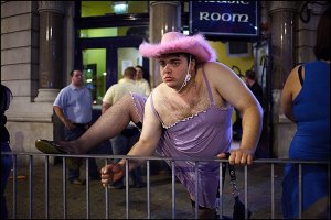 Пьяный американец испражнился в такси и отказался платить за проезд