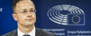 МИД Венгрии просит Киев "оставить в покое" венгров