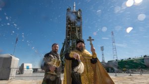 Рогозин приравнял космос к религии и назвал десять заповедей «Роскосмоса»