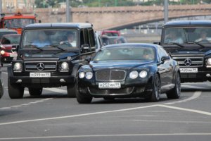 МВД России просит воров в законе не ездить в кортежах