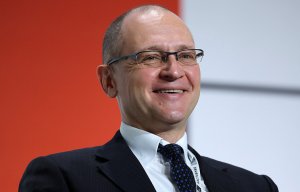 [герои России тайными не бывают] Источник: указ о присвоении Кириенко звания Героя РФ был подписан в первых числах марта