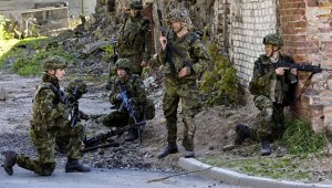 Эстонский военный пообещал российским солдатам гибель в Таллине