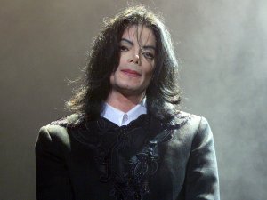 Врач Майкла Джексона заявил, что король поп-музыки был кастрирован в возрасте 12 лет