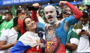 ["Дикари умеют смеяться"] Репортер Die Welt обвинила СМИ ФРГ в высокомерном отношении к России‍