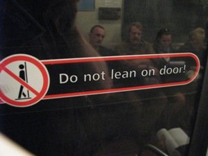 Английский язык останется в московском метро